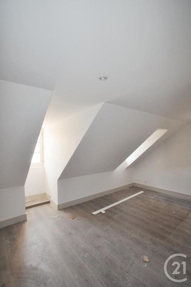 Afficher la photo en grand Appartement F2 à vendre - 2 pièces - 33.61 m2 - RODEZ - 12 - MIDI-PYRENEES - Century 21 Foch Immobilier