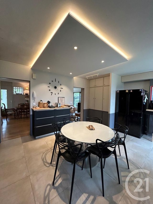 Afficher la photo en grand maison à vendre - 8 pièces - 222.0 m2 - LUC LA PRIMAUBE - 12 - MIDI-PYRENEES - Century 21 Foch Immobilier