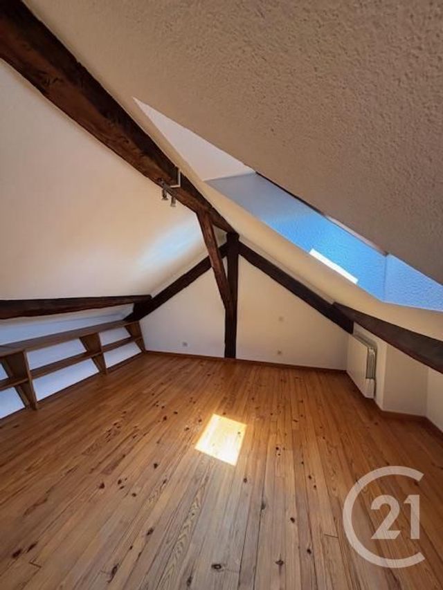 Appartement à louer - 3 pièces - 55.0 m2 - RODEZ - 12 - MIDI-PYRENEES - Century 21 Foch Immobilier