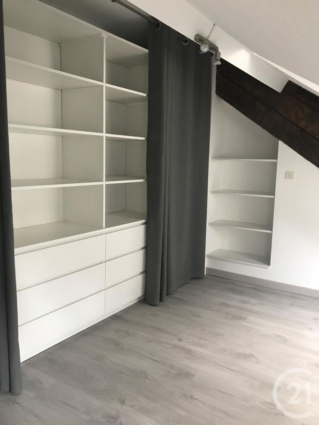 Appartement à louer - 3 pièces - 55.0 m2 - RODEZ - 12 - MIDI-PYRENEES - Century 21 Foch Immobilier