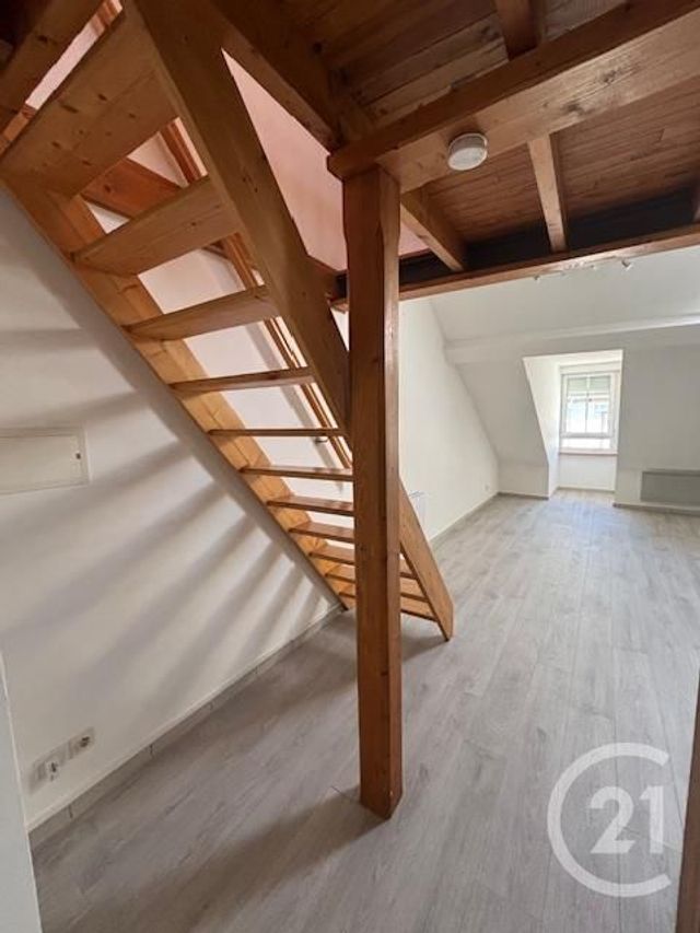 Appartement à louer - 3 pièces - 55.0 m2 - RODEZ - 12 - MIDI-PYRENEES - Century 21 Foch Immobilier