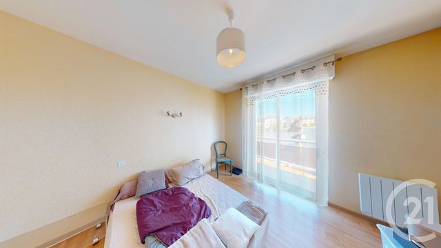 Afficher la photo en grand Appartement T4 à vendre - 4 pièces - 90.11 m2 - RODEZ - 12 - MIDI-PYRENEES - Century 21 Foch Immobilier