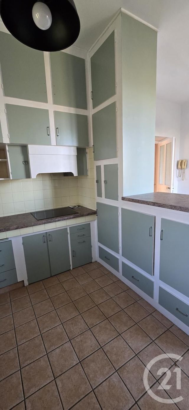 maison à louer - 10 pièces - 280.23 m2 - OLEMPS - 12 - MIDI-PYRENEES - Century 21 Foch Immobilier