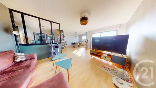 Afficher la photo en grand Appartement T4 à vendre - 4 pièces - 96.13 m2 - RODEZ - 12 - MIDI-PYRENEES - Century 21 Foch Immobilier