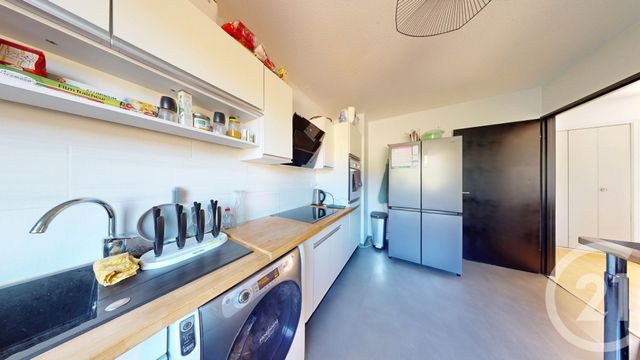 Afficher la photo en grand Appartement T4 à vendre - 4 pièces - 96.13 m2 - RODEZ - 12 - MIDI-PYRENEES - Century 21 Foch Immobilier