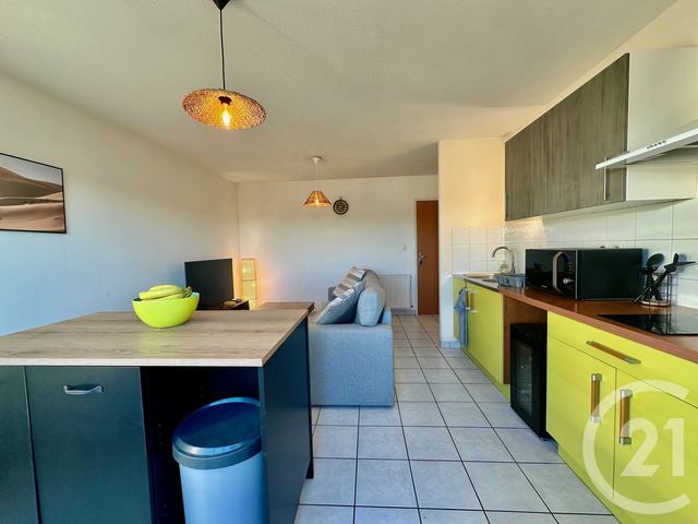 Afficher la photo en grand Appartement T2 à vendre - 2 pièces - 43.05 m2 - ONET LE CHATEAU - 12 - MIDI-PYRENEES - Century 21 Foch Immobilier