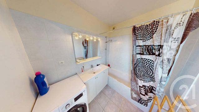 Afficher la photo en grand Appartement T2 à vendre - 2 pièces - 43.05 m2 - ONET LE CHATEAU - 12 - MIDI-PYRENEES - Century 21 Foch Immobilier