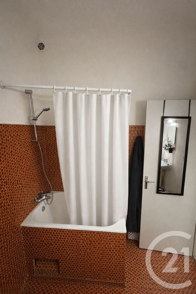 Appartement T1 à vendre - 1 pièce - 36.9 m2 - RODEZ - 12 - MIDI-PYRENEES - Century 21 Foch Immobilier