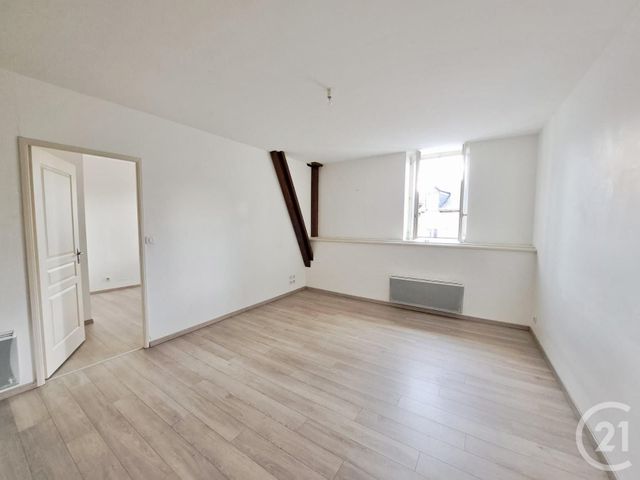 Appartement T2 à louer - 2 pièces - 40.38 m2 - RODEZ - 12 - MIDI-PYRENEES - Century 21 Foch Immobilier