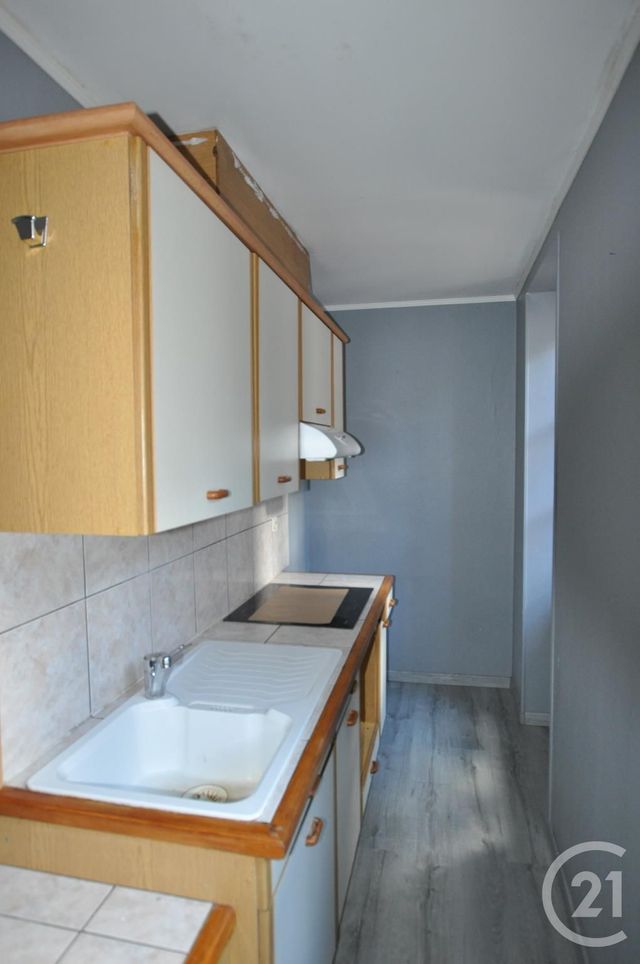 Appartement F3 à louer - 3 pièces - 51.42 m2 - RODEZ - 12 - MIDI-PYRENEES - Century 21 Foch Immobilier
