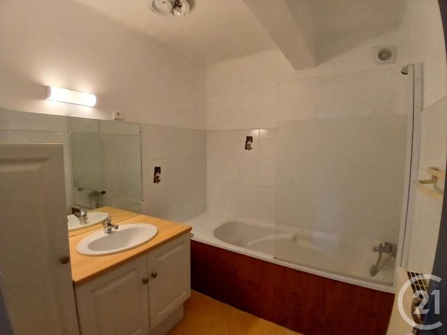 Appartement T4 à louer - 4 pièces - 94.21 m2 - LE MONASTERE - 12 - MIDI-PYRENEES - Century 21 Foch Immobilier