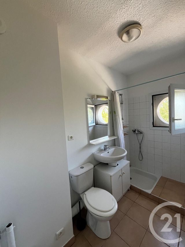 Appartement Studio à louer - 1 pièce - 21.13 m2 - RODEZ - 12 - MIDI-PYRENEES - Century 21 Foch Immobilier