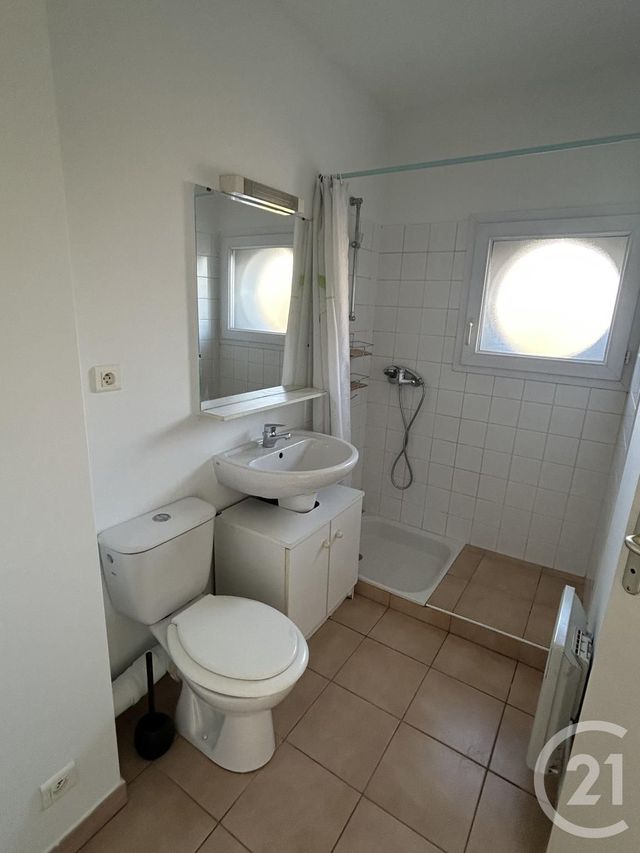 Appartement Studio à louer - 1 pièce - 21.13 m2 - RODEZ - 12 - MIDI-PYRENEES - Century 21 Foch Immobilier