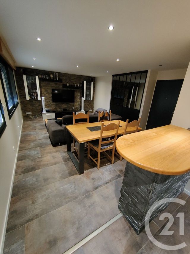 Appartement F4 à vendre - 4 pièces - 82.72 m2 - RODEZ - 12 - MIDI-PYRENEES - Century 21 Foch Immobilier