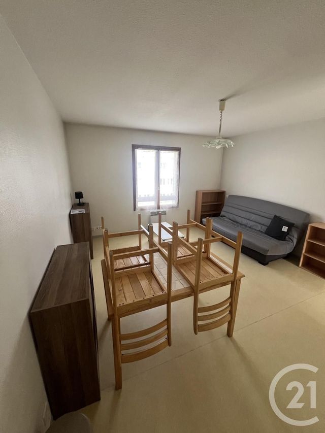 Appartement Studio à louer - 1 pièce - 28.0 m2 - RODEZ - 12 - MIDI-PYRENEES - Century 21 Foch Immobilier