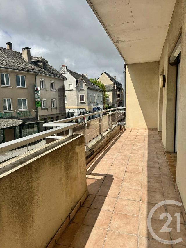 Appartement T2 à louer - 2 pièces - 41.29 m2 - BARAQUEVILLE - 12 - MIDI-PYRENEES - Century 21 Foch Immobilier