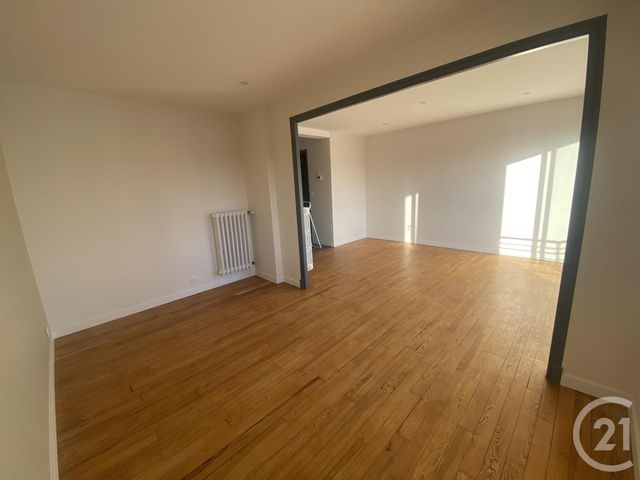 Appartement F3 à louer - 3 pièces - 58.5 m2 - RODEZ - 12 - MIDI-PYRENEES - Century 21 Foch Immobilier