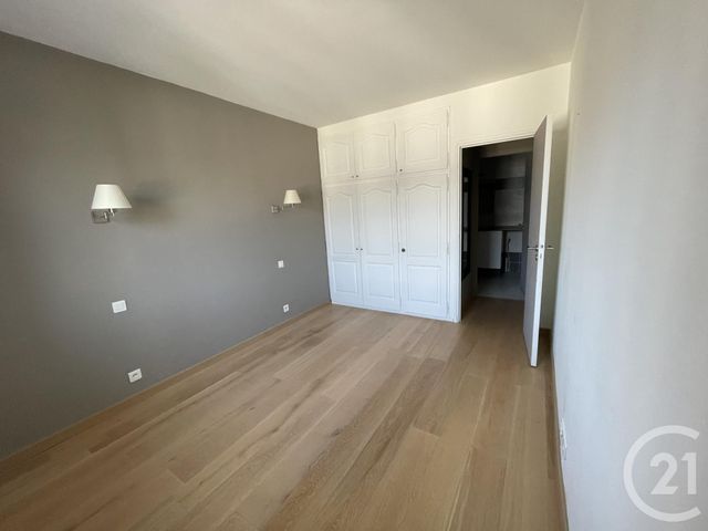 Appartement F3 à louer - 3 pièces - 79.3 m2 - RODEZ - 12 - MIDI-PYRENEES - Century 21 Foch Immobilier