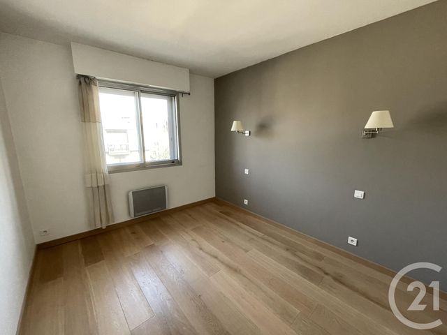 Appartement F3 à louer - 3 pièces - 79.3 m2 - RODEZ - 12 - MIDI-PYRENEES - Century 21 Foch Immobilier