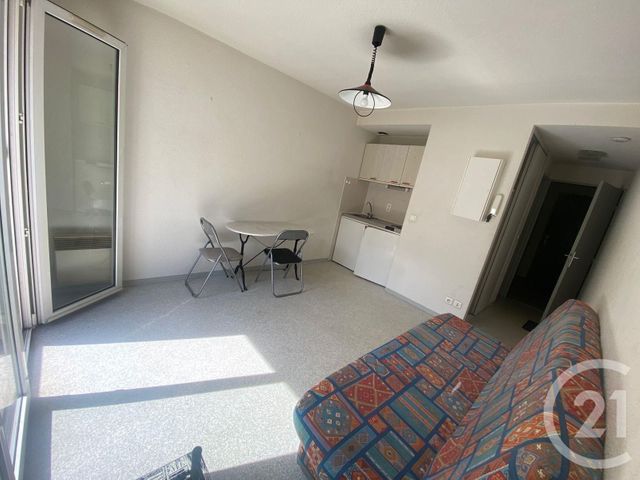 Appartement Studio à louer - 1 pièce - 18.0 m2 - RODEZ - 12 - MIDI-PYRENEES - Century 21 Foch Immobilier