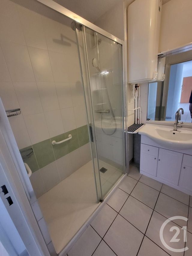 Appartement T3 à vendre - 3 pièces - 64.0 m2 - LUC LA PRIMAUBE - 12 - MIDI-PYRENEES - Century 21 Foch Immobilier