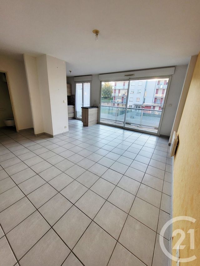 Appartement T3 à vendre - 3 pièces - 64.0 m2 - LUC LA PRIMAUBE - 12 - MIDI-PYRENEES - Century 21 Foch Immobilier