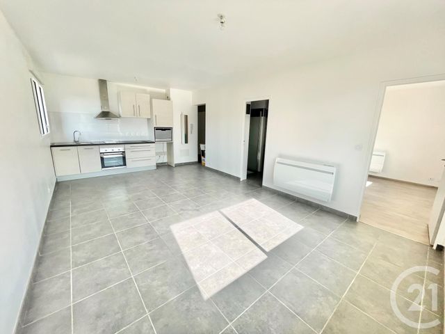 Appartement F3 à louer - 3 pièces - 56.36 m2 - RODEZ - 12 - MIDI-PYRENEES - Century 21 Foch Immobilier
