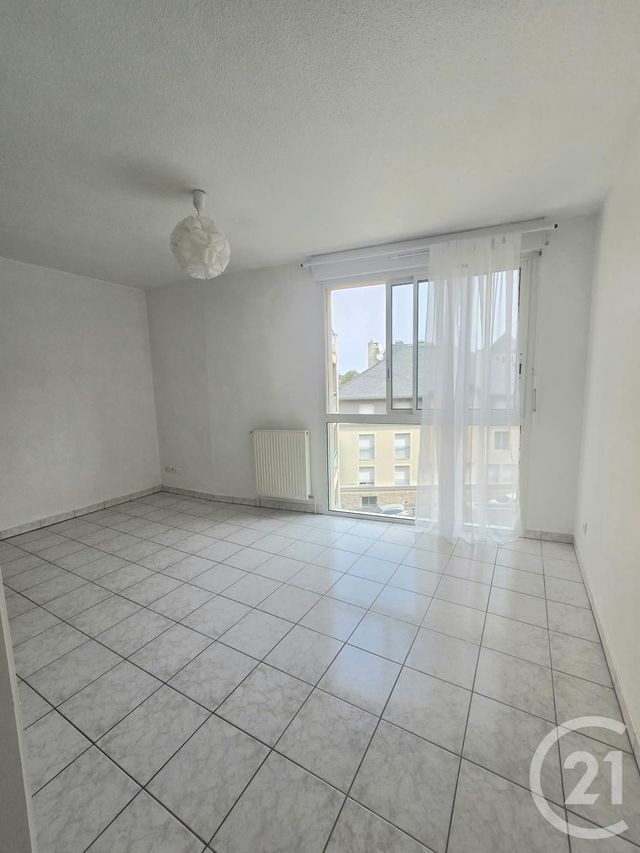 Appartement F1 à louer - 1 pièce - 20.79 m2 - RODEZ - 12 - MIDI-PYRENEES - Century 21 Foch Immobilier