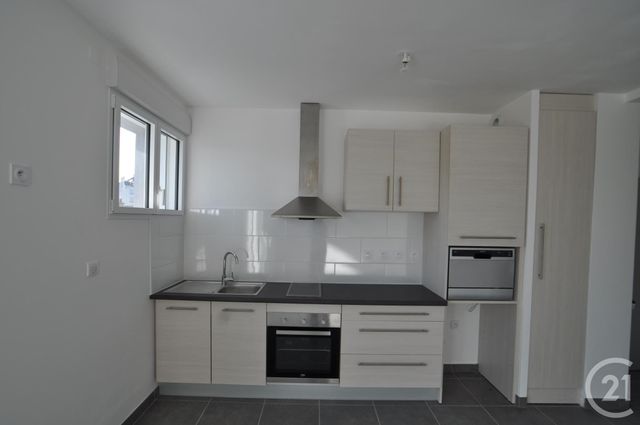 Appartement à louer - 3 pièces - 51.09 m2 - RODEZ - 12 - MIDI-PYRENEES - Century 21 Foch Immobilier