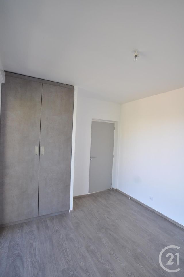 Appartement à louer - 3 pièces - 51.09 m2 - RODEZ - 12 - MIDI-PYRENEES - Century 21 Foch Immobilier