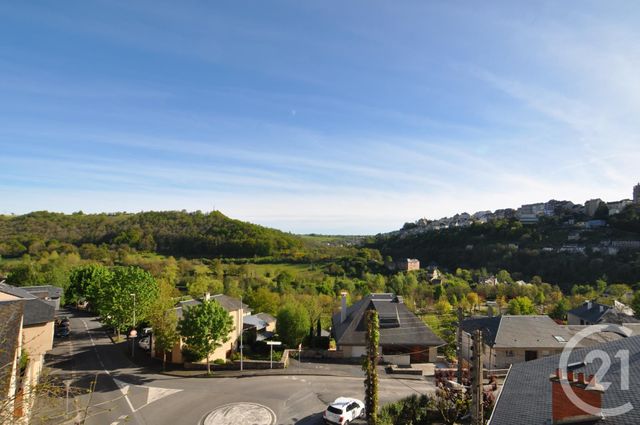 Appartement à louer - 3 pièces - 51.09 m2 - RODEZ - 12 - MIDI-PYRENEES - Century 21 Foch Immobilier
