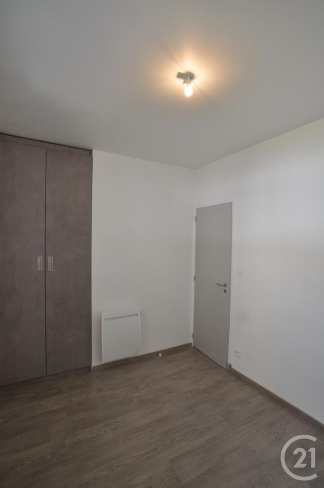 Appartement à louer - 3 pièces - 51.09 m2 - RODEZ - 12 - MIDI-PYRENEES - Century 21 Foch Immobilier