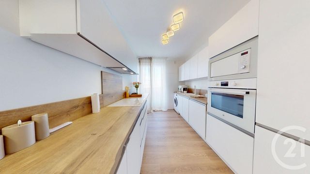 Appartement T3 à vendre - 3 pièces - 58.93 m2 - RODEZ - 12 - MIDI-PYRENEES - Century 21 Foch Immobilier