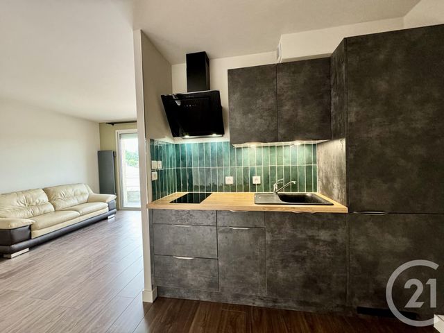 Appartement T2 à louer - 2 pièces - 36.4 m2 - RODEZ - 12 - MIDI-PYRENEES - Century 21 Foch Immobilier