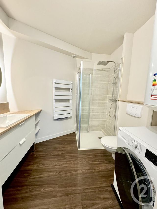 Appartement T2 à louer - 2 pièces - 36.4 m2 - RODEZ - 12 - MIDI-PYRENEES - Century 21 Foch Immobilier