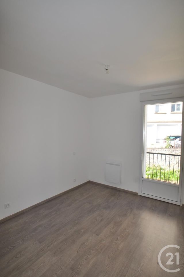 Appartement à louer - 3 pièces - 50.75 m2 - RODEZ - 12 - MIDI-PYRENEES - Century 21 Foch Immobilier