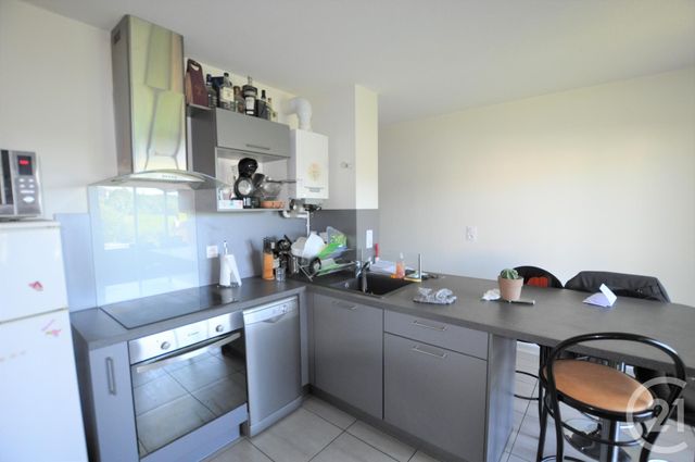 Appartement à louer - 2 pièces - 37.41 m2 - RODEZ - 12 - MIDI-PYRENEES - Century 21 Foch Immobilier