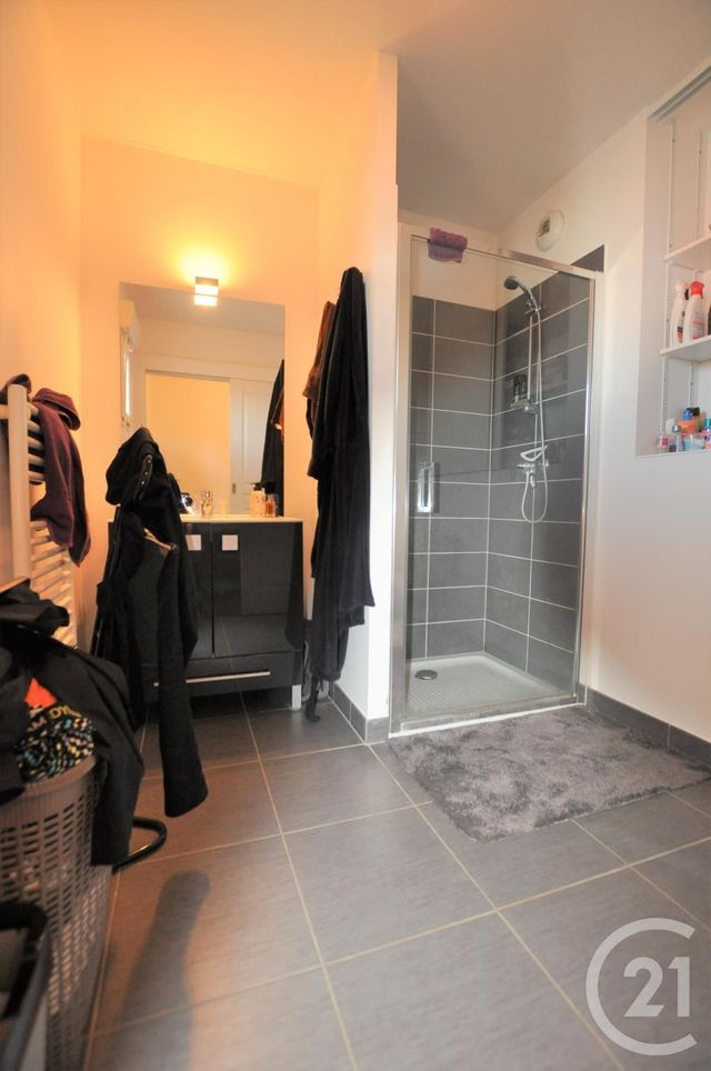 Appartement à louer - 2 pièces - 37.41 m2 - RODEZ - 12 - MIDI-PYRENEES - Century 21 Foch Immobilier