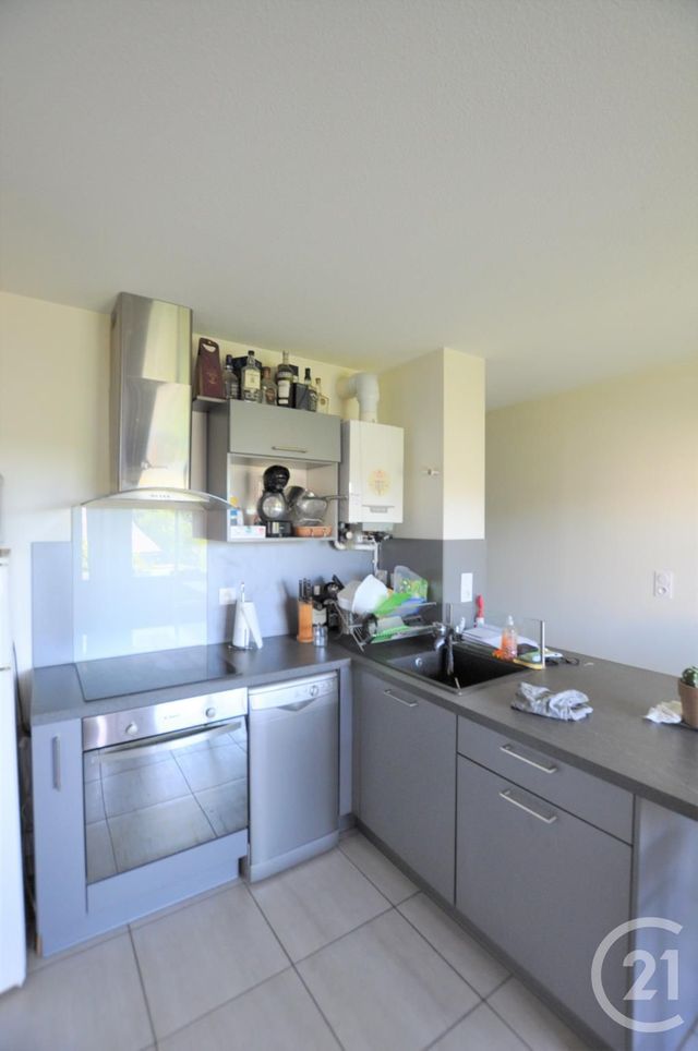 Appartement à louer - 2 pièces - 37.41 m2 - RODEZ - 12 - MIDI-PYRENEES - Century 21 Foch Immobilier