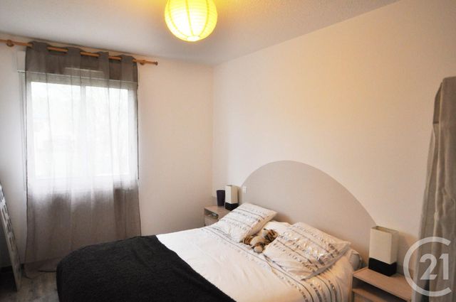 Afficher la photo en grand Appartement F3 à louer - 3 pièces - 64.43 m2 - OLEMPS - 12 - MIDI-PYRENEES - Century 21 Foch Immobilier