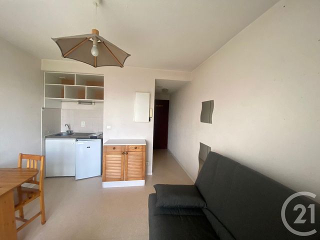 Appartement Studio à louer - 1 pièce - 18.0 m2 - RODEZ - 12 - MIDI-PYRENEES - Century 21 Foch Immobilier