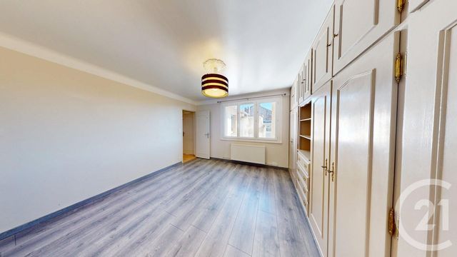 Appartement T4 à vendre - 4 pièces - 78.4 m2 - RODEZ - 12 - MIDI-PYRENEES - Century 21 Foch Immobilier