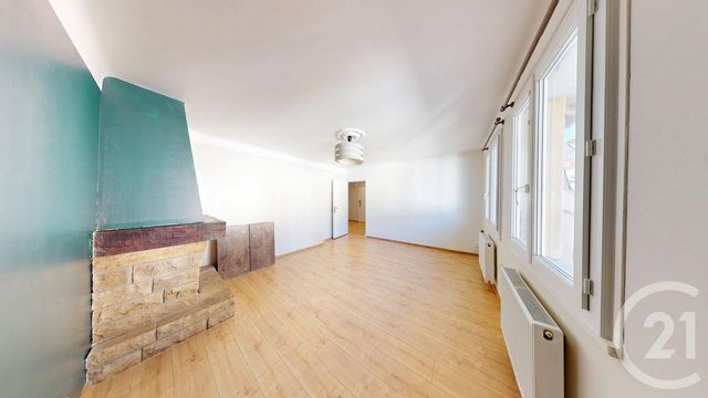 Appartement T4 à vendre - 4 pièces - 78.4 m2 - RODEZ - 12 - MIDI-PYRENEES - Century 21 Foch Immobilier