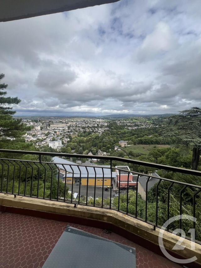 Appartement T3 à louer - 3 pièces - 89.2 m2 - RODEZ - 12 - MIDI-PYRENEES - Century 21 Foch Immobilier