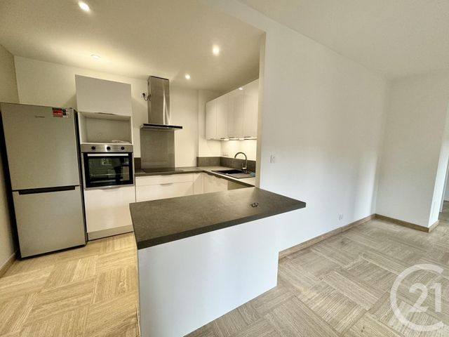 Appartement T2 à louer - 2 pièces - 63.4 m2 - RODEZ - 12 - MIDI-PYRENEES - Century 21 Foch Immobilier