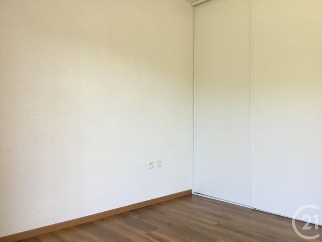 Appartement F3 à louer - 3 pièces - 69.71 m2 - ST CHRISTOPHE VALLON - 12 - MIDI-PYRENEES - Century 21 Foch Immobilier