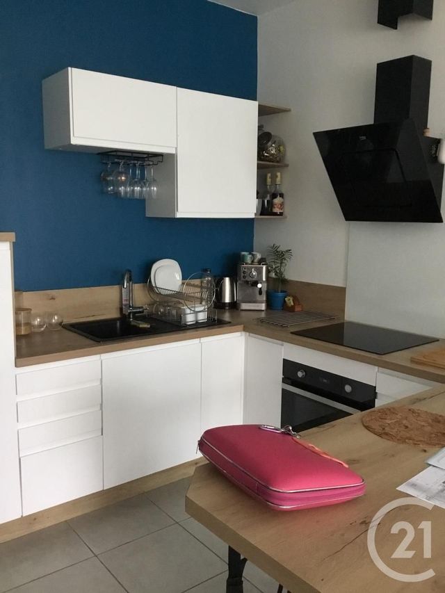 Appartement à louer - 2 pièces - 39.0 m2 - RODEZ - 12 - MIDI-PYRENEES - Century 21 Foch Immobilier