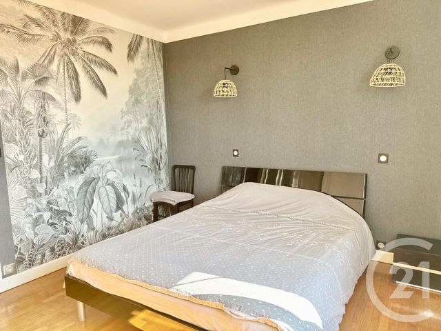 Appartement T4 à louer - 4 pièces - 81.37 m2 - RODEZ - 12 - MIDI-PYRENEES - Century 21 Foch Immobilier