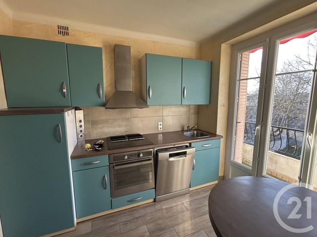 Appartement T4 à louer - 4 pièces - 81.37 m2 - RODEZ - 12 - MIDI-PYRENEES - Century 21 Foch Immobilier