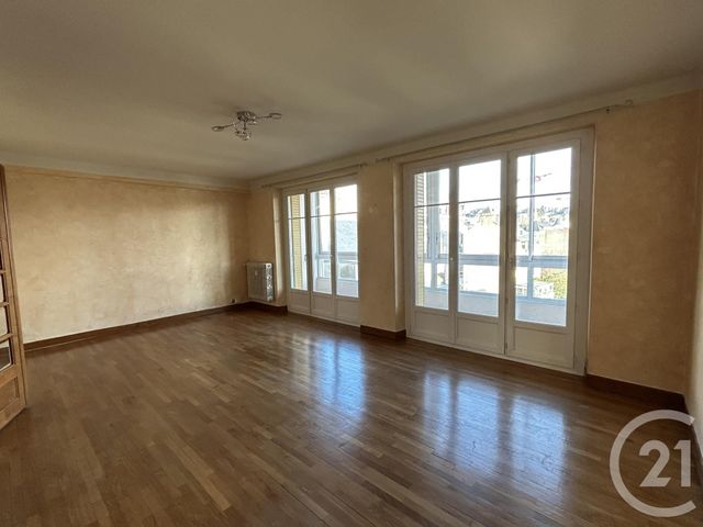 Appartement T4 à louer - 4 pièces - 81.37 m2 - RODEZ - 12 - MIDI-PYRENEES - Century 21 Foch Immobilier